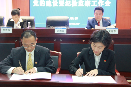 1555404849834558.png blob.png