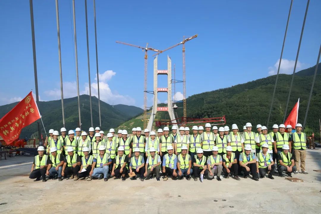 1665192027863851.jpg 2022-09-23-公司開展“質(zhì)量月”觀摩活動暨質(zhì)量安全技術(shù)管理交流培訓(xùn)1.jpg