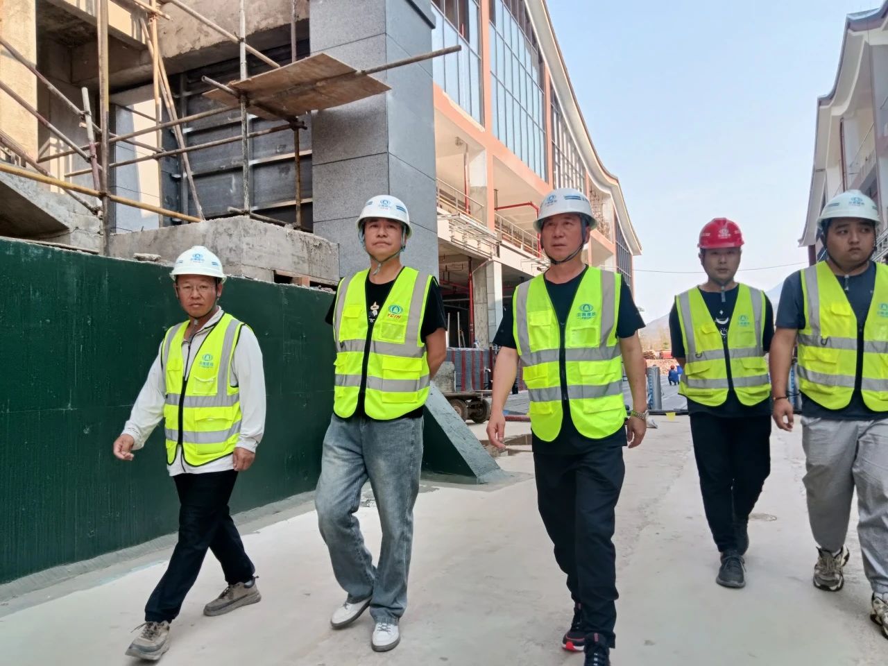 1713750953981631.jpg 1713750953981631.jpg