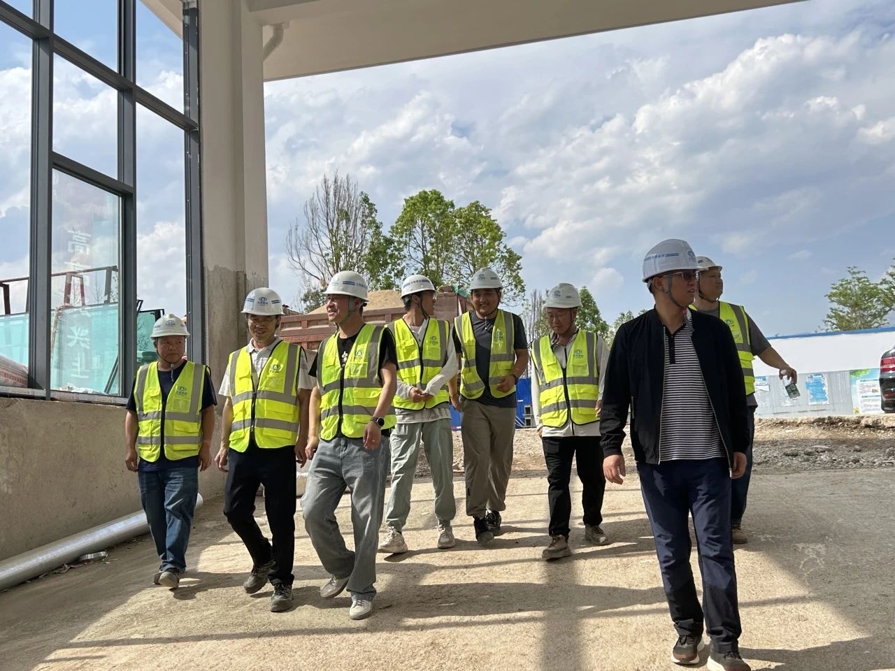 1716188175624533.jpg 1716188175624533.jpg